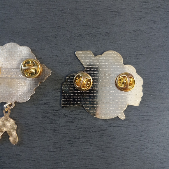 Vntg 3 Storm Softball Collector Pin Lot. Preowned but great condition.  No broke - Picture 6 of 6